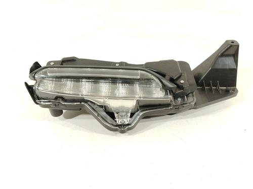 Højre Foran Tågelygte TOYOTA YARIS CROSS (MXP_) 1.5 Hybrid All-wheel Drive (MXPJ15) (116 hp) 31809747