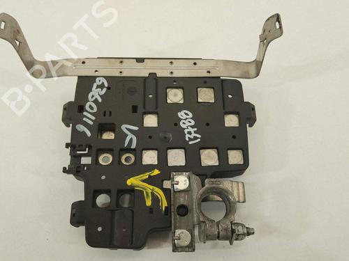 Fuse box RENAULT MASTER III Van (FV) 2.3 dCi 145 FWD (FV0E, FV0F, FV0H, FV02, FV0M, FV0S,... | BP29250282E1 - Image 2