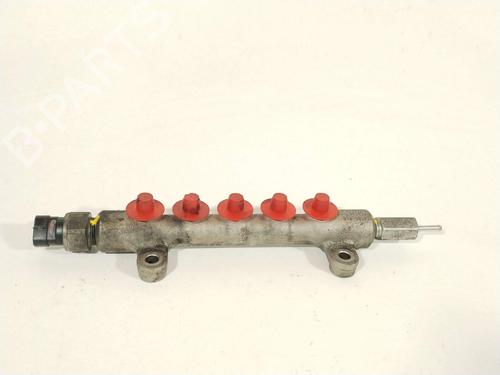 injection-rail-toyota-auris-_e15_-2006-2007-2008-2009-2010-2011-2012-2013-32232653 main image