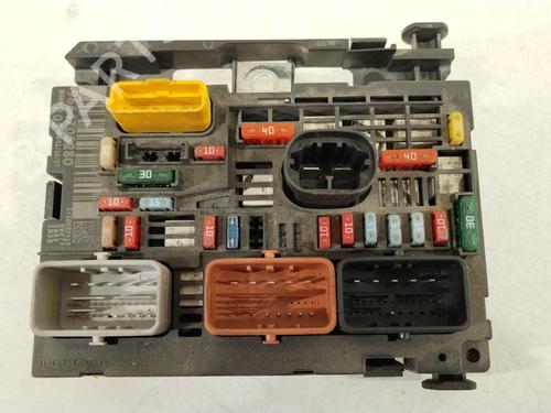 Used Fuse box Fuse box PEUGEOT 308 I (4A_, 4C_) 1.6 16V (120 hp) 32700802 32700802