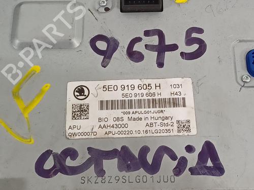 Radio SKODA OCTAVIA III Combi (5E5, 5E6) 2.0 TDI | BP16791092E6 