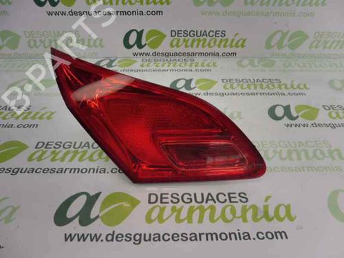 Used Left tailgate light Left tailgate light 14302232 14302232