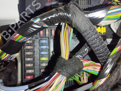 Used Fuse box Fuse box 36235494 36235494