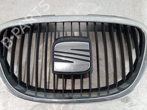 Used Grille Grille SEAT LEON (1P1) 2.0 TDI 16V (140 hp) 39688883 39688883