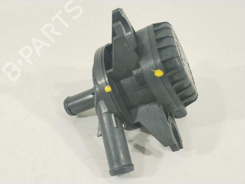 other-toyota-auris-_e18_-2012-2013-2014-2015-2016-2017-2018-2019-32303738 main image