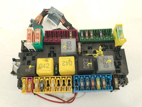 Used Fuse box Fuse box MERCEDES-BENZ MARCO POLO Camper (W447) 220 CDI (447.703, 447.813) (163 hp) 39379855 39379855