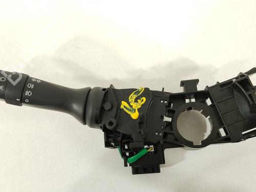 Used Headlight switch Headlight switch TOYOTA YARIS (_P13_) 1.5 Hybrid (NHP130_, NHP130) (101 hp) 34704136 34704136