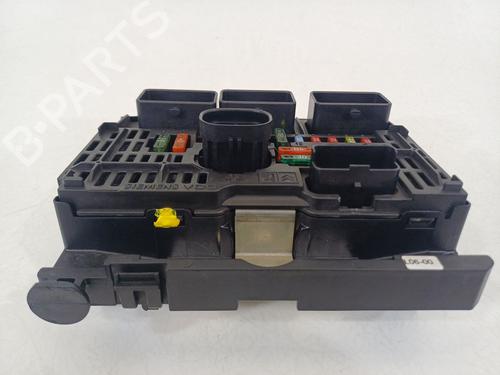 Fuse box CITROËN C5 II (RC_) 1.6 HDi (RC8HZB) | BP37491572E1 - Image 4