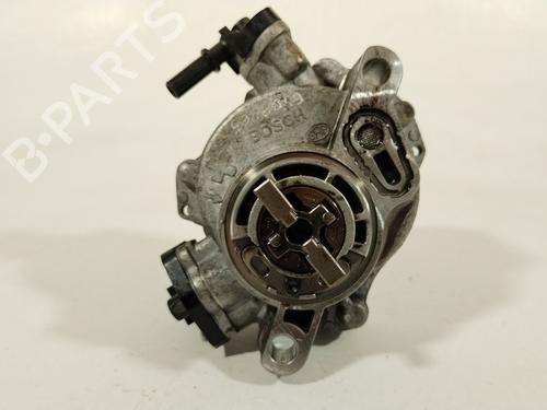 Used Vacuum pump FORD FOCUS III Saloon 1.6 TDCi (115 hp) 27833066