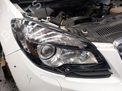 Højre forlygte Højre forlygte OPEL MOKKA / MOKKA X (J13) 1.4 (_76) (140 hp) 36385281 36385281