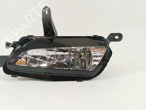 right-front-fog-light-opel-astra-k-b16-2015-2016-2017-2018-2019-2020-2021-2022-34704150 main image