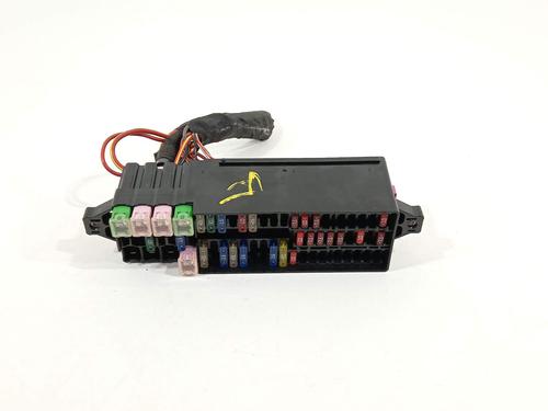 Used Fuse box Fuse box 23136816 23136816