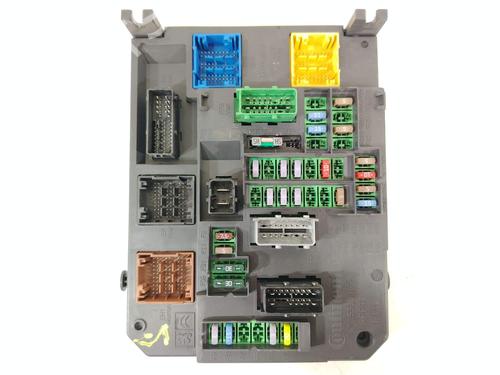 Fuse box CITROËN C4 II (NC_) 1.6 HDi 90 | BP32775467E1 - Image 2