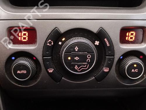 Used Climate control Climate control 38285528 38285528