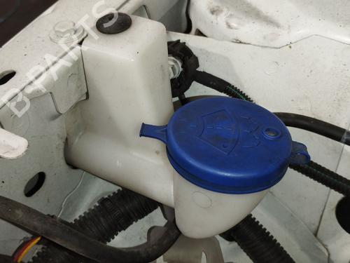 Used Windscreen washer tank Windscreen washer tank 38074143 38074143