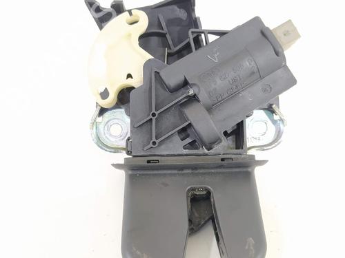 Used Tailgate lock Tailgate lock VW JETTA III (1K2) [2004-2013] 6409631 6409631