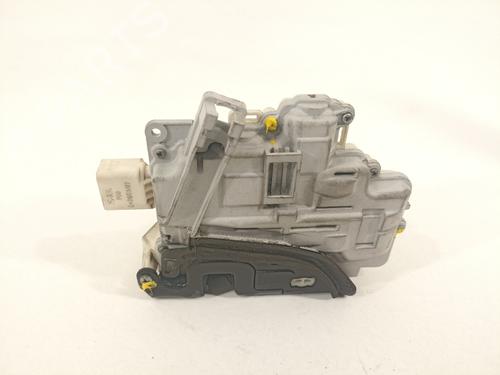 Front right lock AUDI A4 B7 (8EC) 2.0 TDI | BP9312516C97 