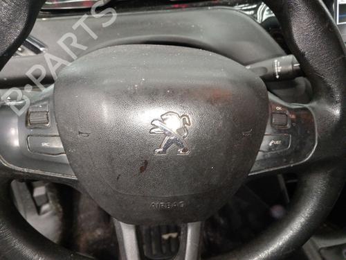 Used Driver airbag PEUGEOT 208 I (CA_, CC_) 1.4 HDi (68 hp) 32081640