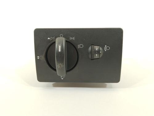 Used Headlight switch FORD FOCUS II (DA_, HCP, DP) 1.6 TDCi (109 hp) 28046256