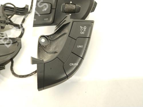 Steering wheel controls PEUGEOT 508 SW I (8E_) 2.0 HDi | BP29826995E15 