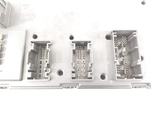 Fuse box BMW 1 (F21) 116 i | BP24337876E1 - Image 3