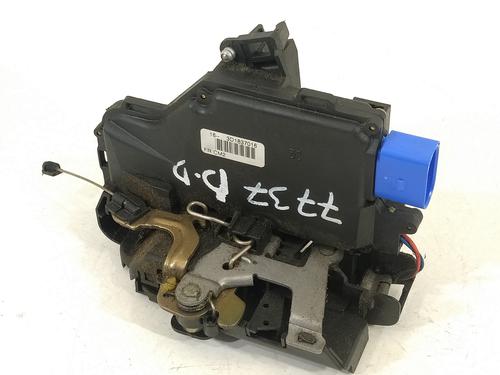 Used Front right lock VW TOURAN (1T1, 1T2) [2003-2010]  8322163