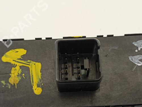 Left front window switch VW CC B7 (358) | BP15779293I27 - Image 4