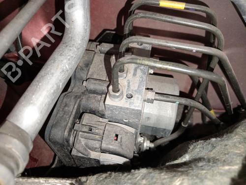 Used ABS pump RENAULT CLIO IV (BH_) 1.5 dCi 75 (75 hp) 32044160