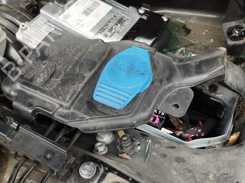 windscreen-washer-tank-audi-a4-b8-8k2-8t0955453c-2007-2008-2009-2010-2011-2012-2013-2014-2015-2016-2017-18266035 main image