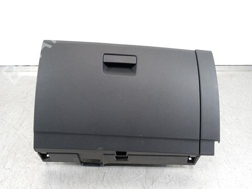 Used Glove box SEAT ARONA (KJ7, KJP) 1.0 TSI (110 hp) 24738561