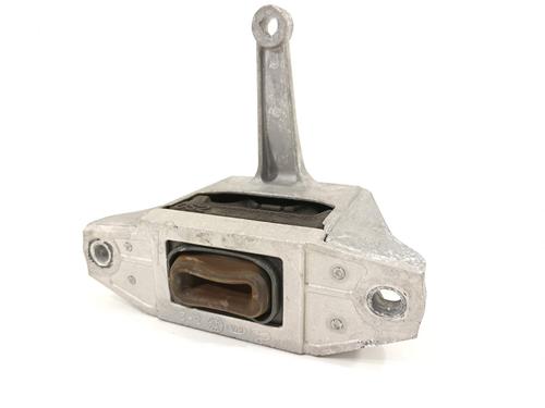 Used Engine mount Engine mount 18122011 18122011