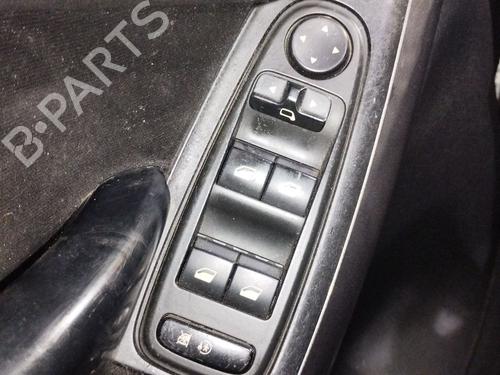 Used Left front window switch Left front window switch 37521447 37521447