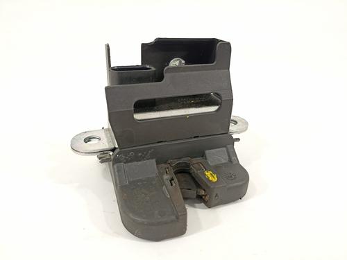 Used Tailgate lock VW GOLF PLUS V (5M1, 521) [2004-2013]  31356696