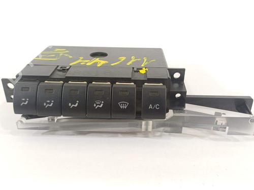 Used Climate control Climate control 17746571 17746571