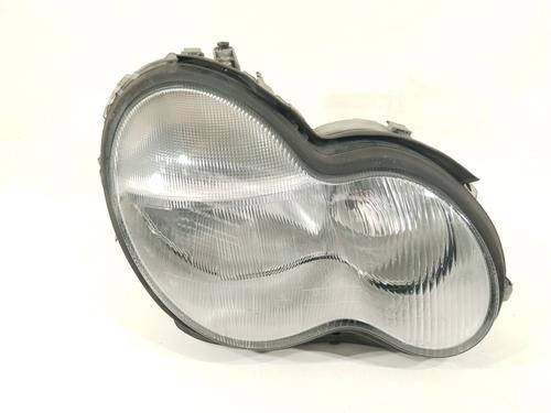 Used Right headlight MERCEDES-BENZ C-CLASS (W203) C 220 CDI (203.006, 203.008) (143 hp) 29748007