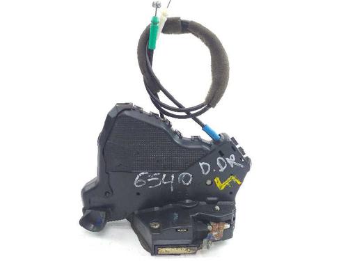 Used Front right lock TOYOTA COROLLA Verso (ZER_, ZZE12_, R1_) 1.8 (ZNR11_, ZNR11R) (129 hp) 7258758