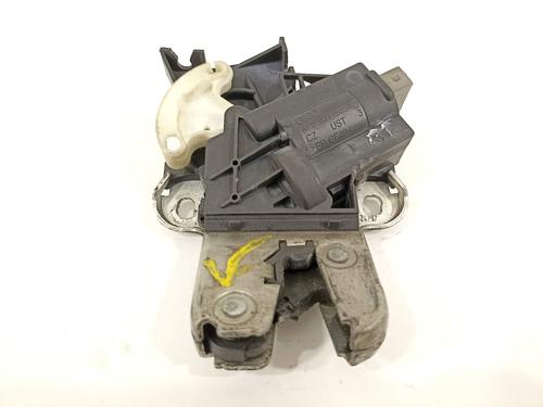 tailgate-lock-vw-eos-1f7-1f8-20-tdi-2006-2007-2008-2009-2010-2011-2012-2013-2014-2015-8192829 main image
