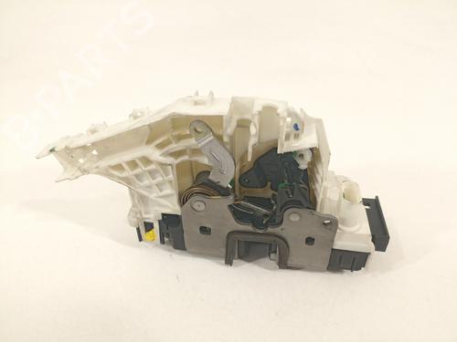 Front right lock MERCEDES-BENZ C-CLASS (W204)  | BP13413938C97 