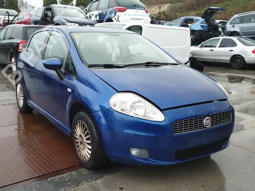 Fuse box FIAT GRANDE PUNTO (199_) 1.3 D Multijet (199.AXD11, 199.AXD1A, 199.AXD1B,... | BP16215968E1 
