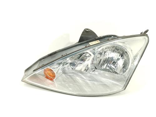 Used Left headlight FORD FOCUS I Saloon (DFW) [1999-2009]  25718160