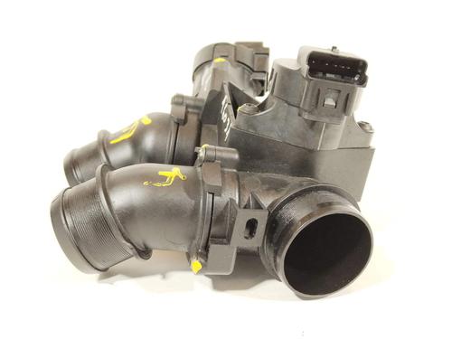 Used Throttle body Throttle body 32338066 32338066