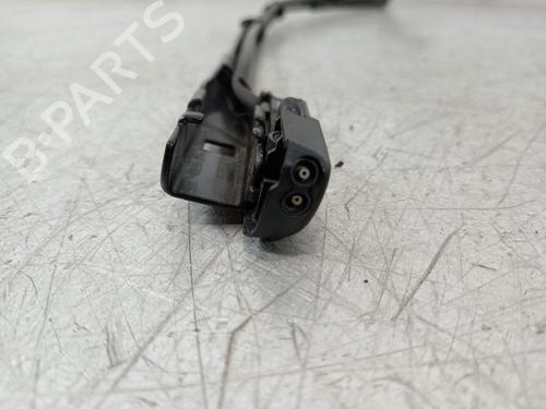 Front windshield wiper arm TESLA MODEL 3 (5YJ3) EV | BP36238600C143 - Image 2