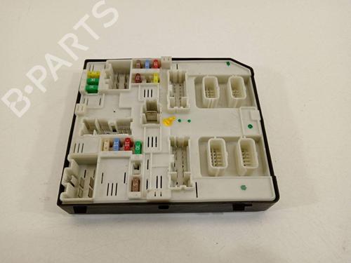 Used Fuse box Fuse box 22177891 22177891