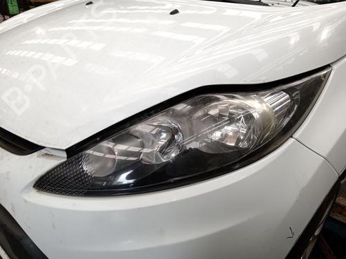 Used Left headlight FORD FIESTA VI (CB1, CCN) 1.6 TDCi (90 hp) 31630202