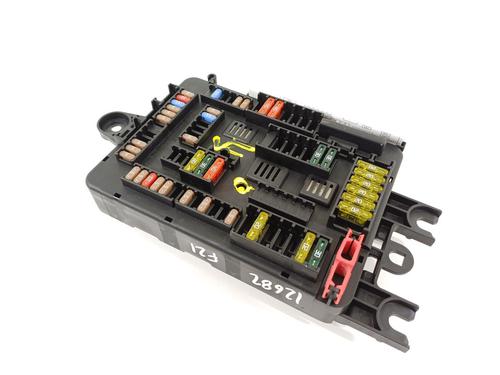 Used Fuse box BMW 1 (F21) 116 i (136 hp) 23044236