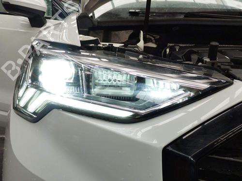 right-headlight-audi-q3-f3b-2018-36701345 main image