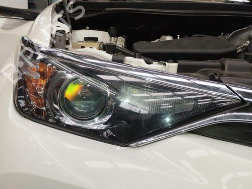 right-headlight-toyota-auris-estate-_e18_-2013-2014-2015-2016-2017-2018-34041096 main image