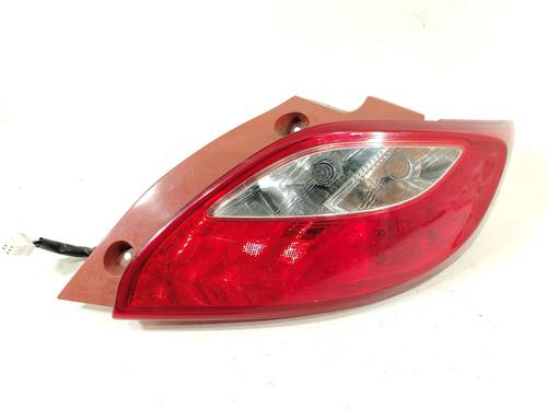 right-taillight-mazda-2-de_-dh_-2007-2008-2009-2010-2011-2012-2013-2014-2015-31760571 main image