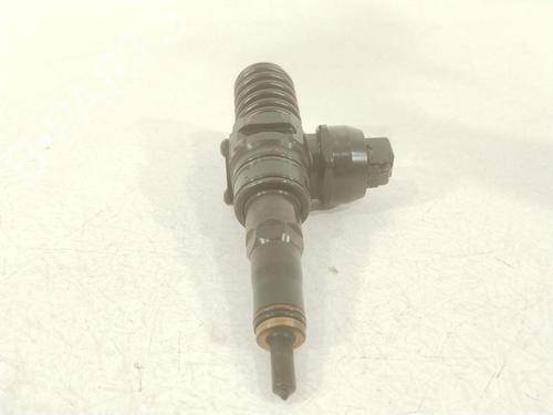 injector-audi-a4-b6-8e2-2000-2001-2002-2003-2004-2005-33964950 main image