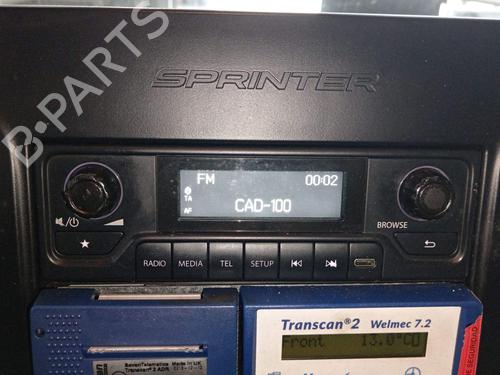 Used Radio Radio MERCEDES-BENZ SPRINTER 3,5-t Van (B907, B910) 314 CDI RWD (907.631, 907.633, 907.635, 907.637) (143 hp) 28209311 28209311